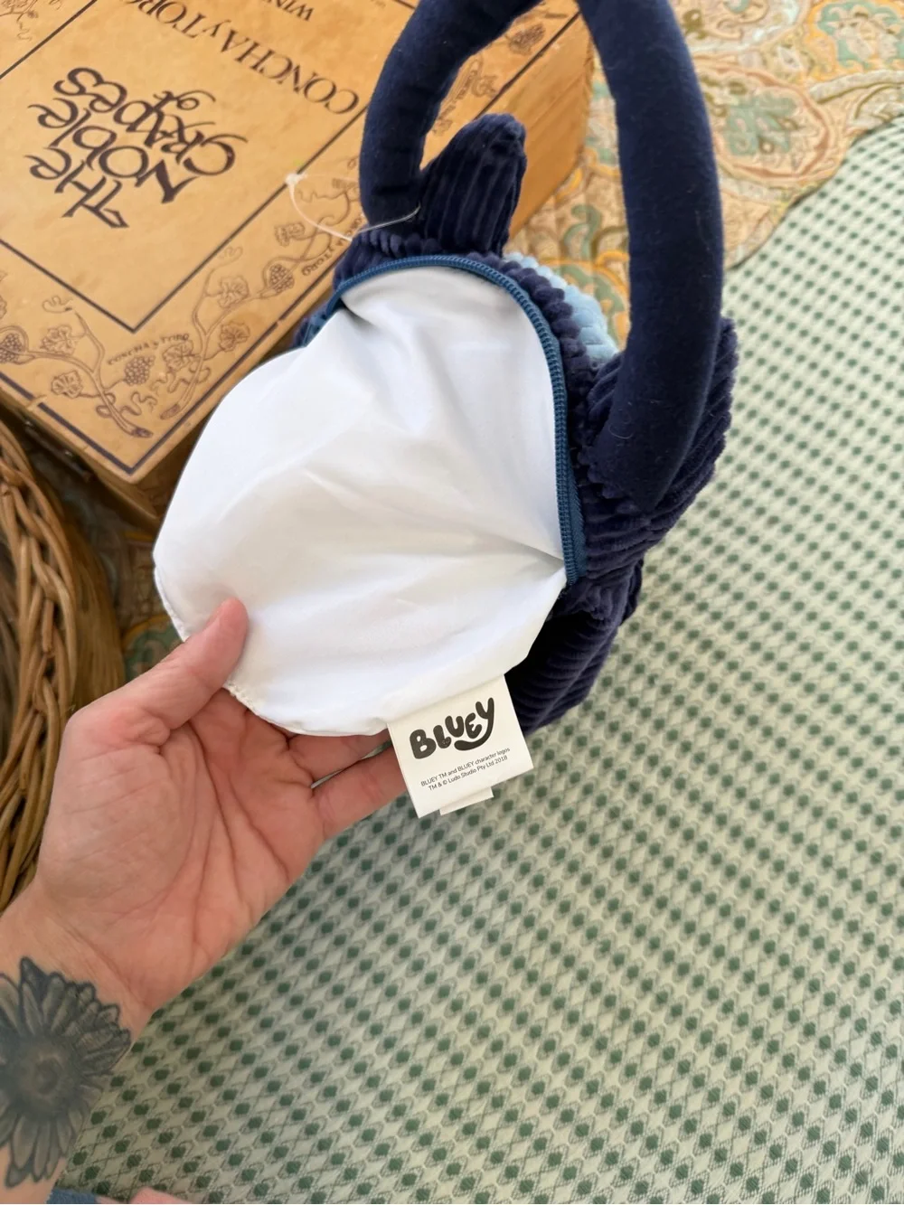 New Bluey Corduroy Handbag Purse Adorable Zips